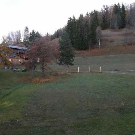 Les Roches 2 *